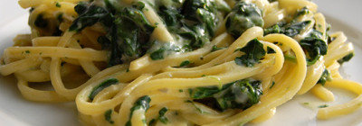 Pasta met gorgonzola en spinazie