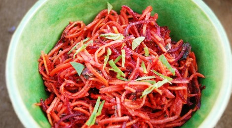 Wortelsalade met gember, honing en munt